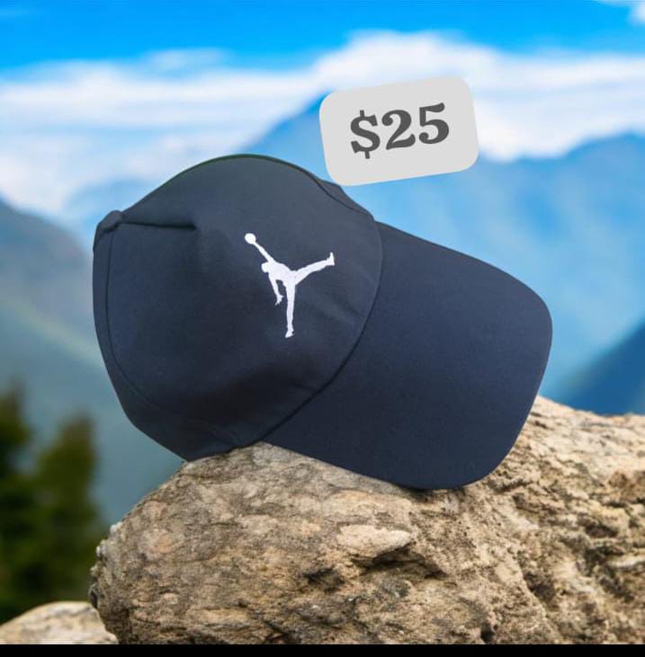 Gorra negra